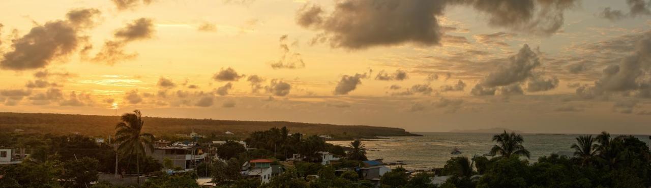 Hotel Mainao Puerto Ayora  Eksteriør bilde